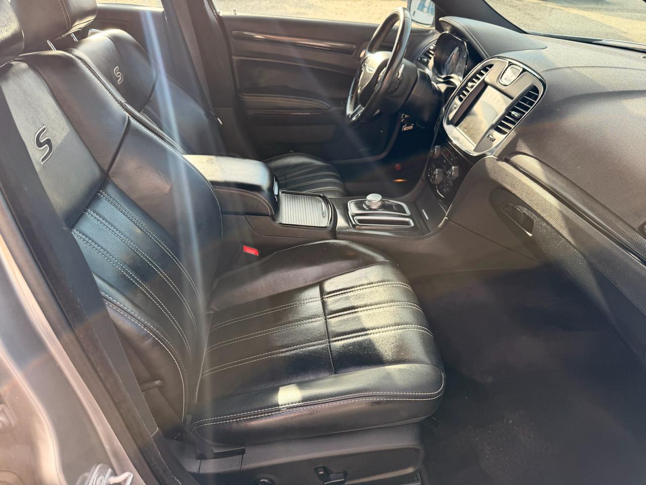 Chrysler 300 4dr Sdn 300S AWD 2016