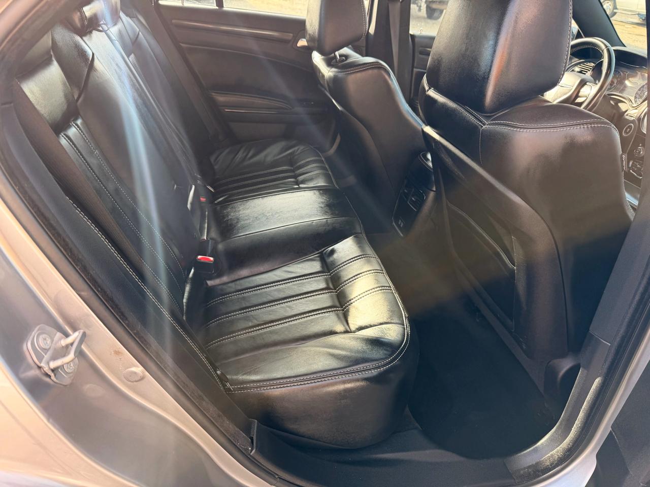 Chrysler 300 4dr Sdn 300S AWD 2016