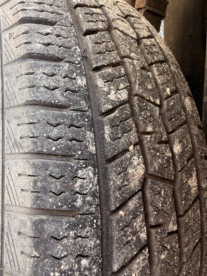 Chevrolet Express Cargo Van RWD 1500 135" 2012