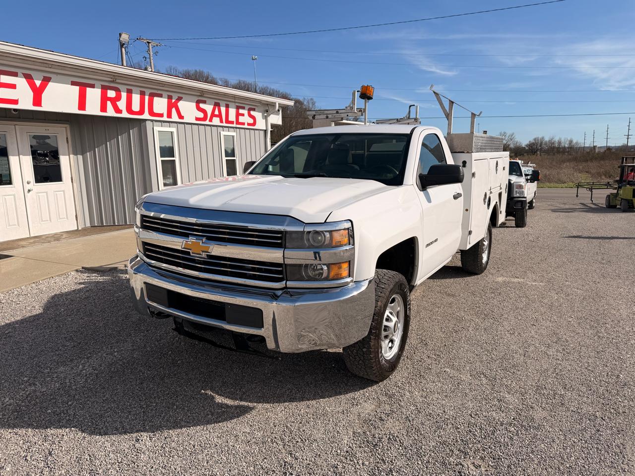 Chevrolet Silverado 2500HD Built After Aug 14 4WD Reg Cab 133.6" Work Truck 2015