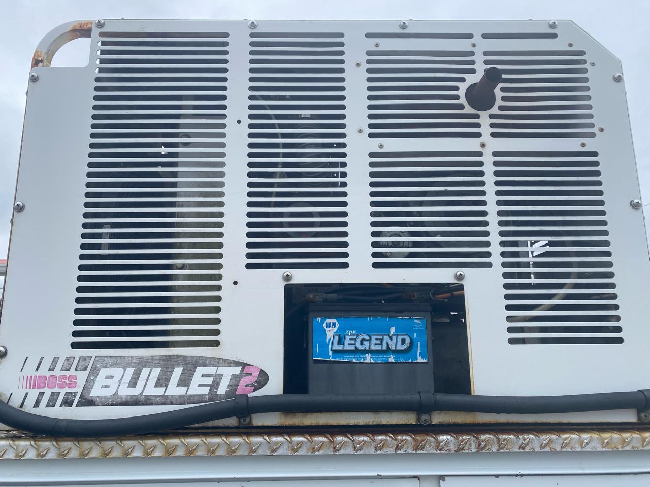 Ford Super Duty F-450 DRW 4WD SuperCab 186" WB 84" CA XL 2015