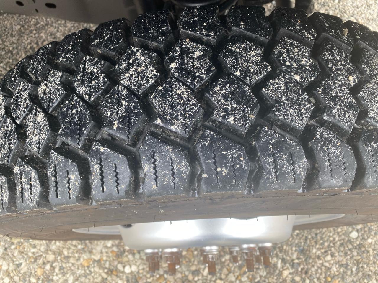 Ford Super Duty F-450 DRW 4WD SuperCab 186" WB 84" CA XL 2015