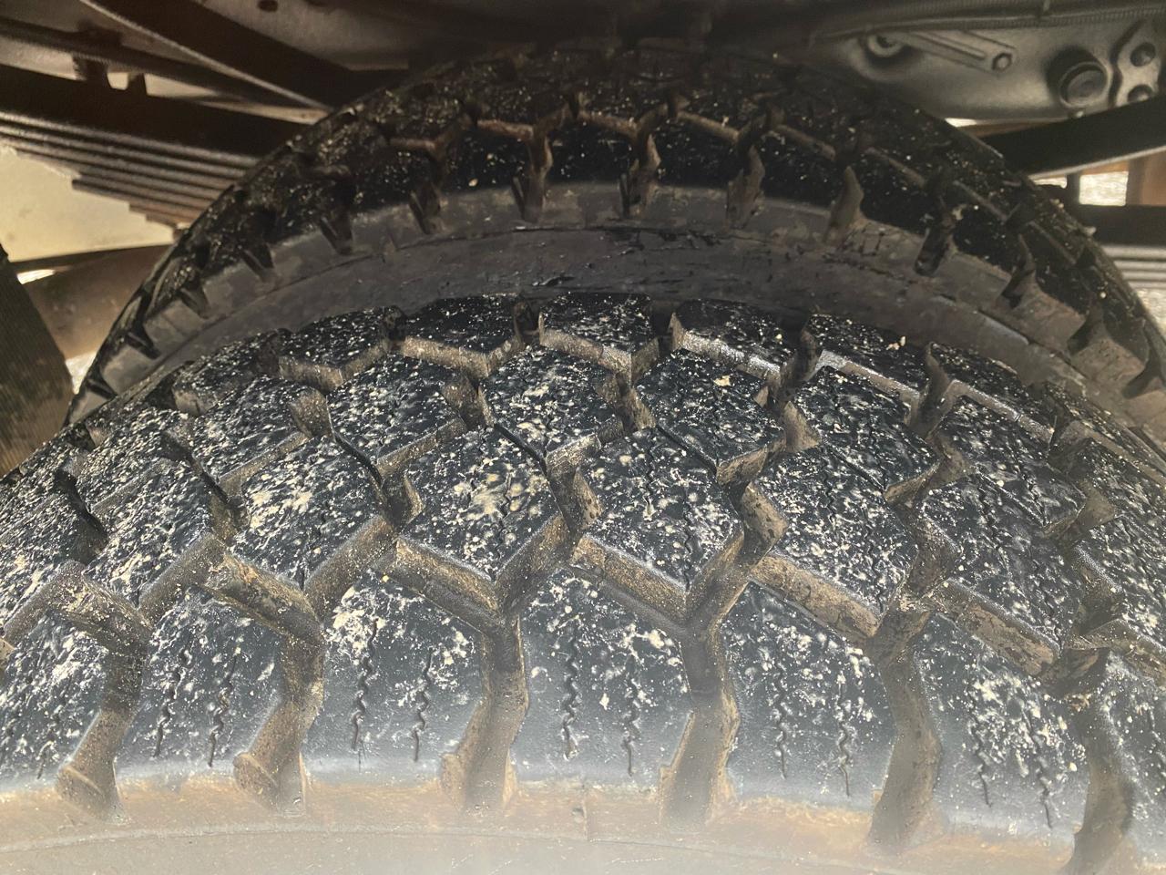 Ford Super Duty F-450 DRW 4WD SuperCab 186" WB 84" CA XL 2015