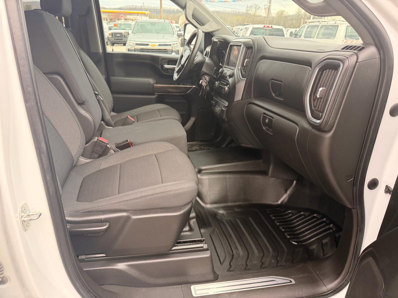 Chevrolet Silverado 2500HD 4WD Double Cab 149" LT 2021