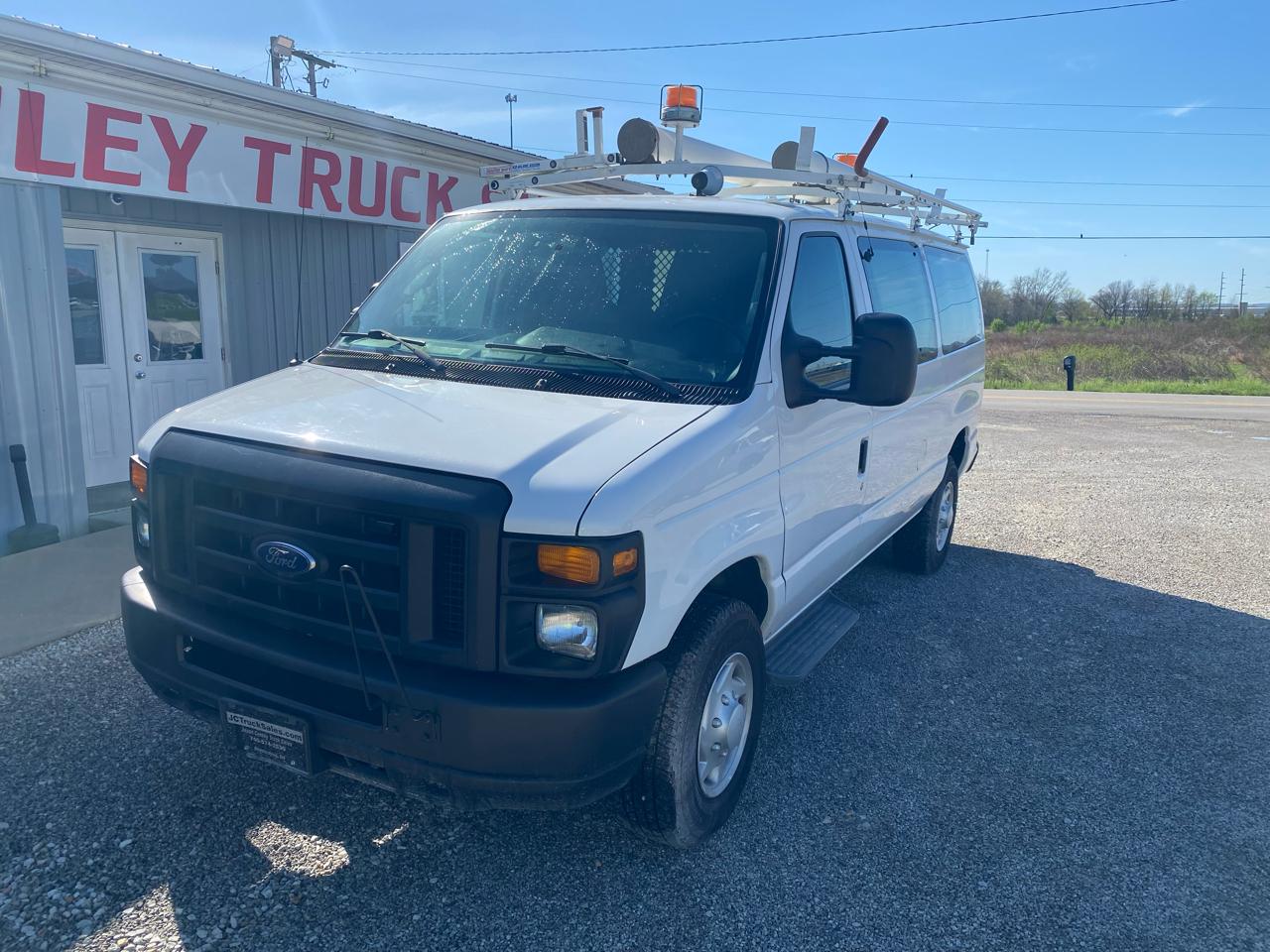 Ford Econoline Cargo Van E-350 Super Duty Commercial 2012