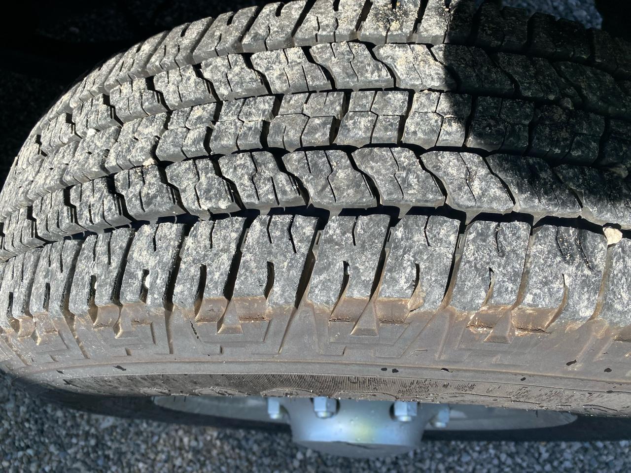 Ford Econoline Cargo Van E-350 Super Duty Commercial 2012