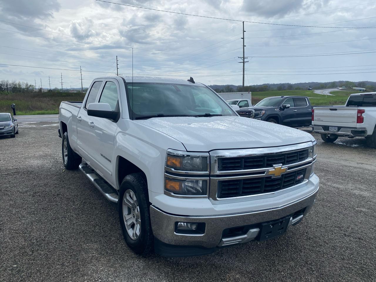 Chevrolet Silverado 1500 4WD Double Cab 143.5" LT w/2LT 2015