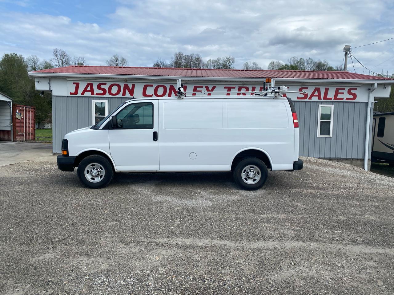 Chevrolet Express Cargo Van RWD 2500 135" 2015