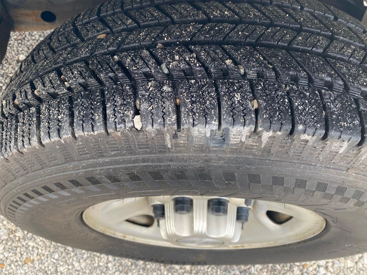 Chevrolet Express Cargo Van RWD 2500 135" 2015