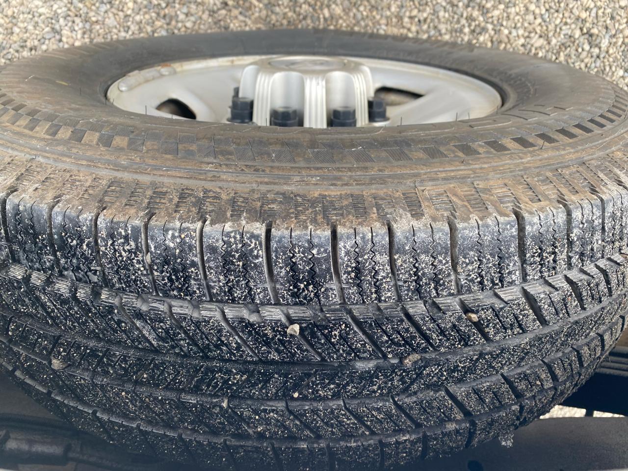 Chevrolet Express Cargo Van RWD 2500 135" 2015