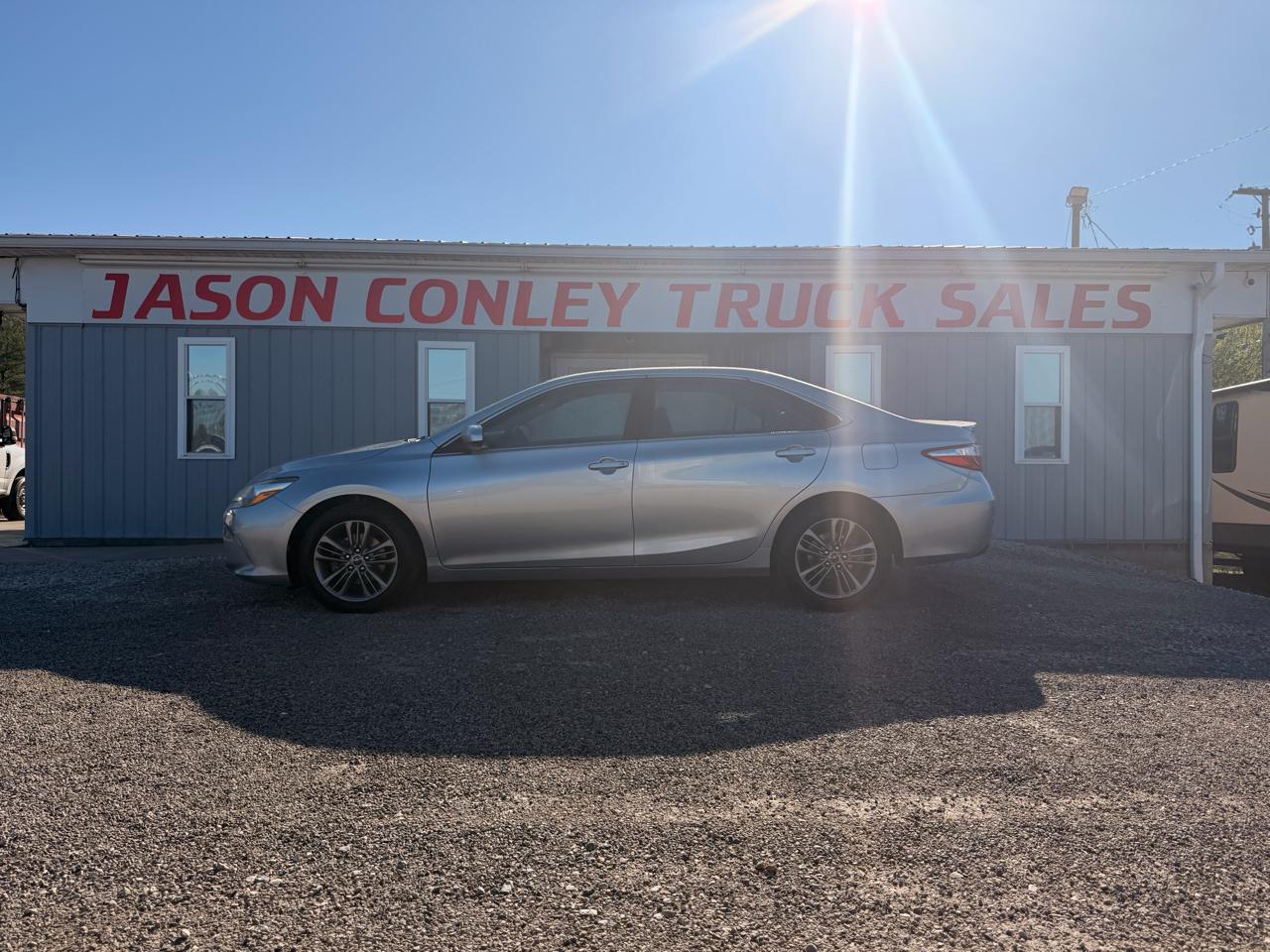 Toyota Camry 4dr Sdn I4 Auto XLE (Natl) 2015