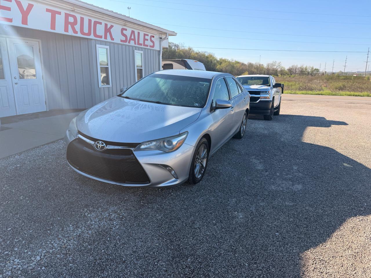 Toyota Camry 4dr Sdn I4 Auto XLE (Natl) 2015