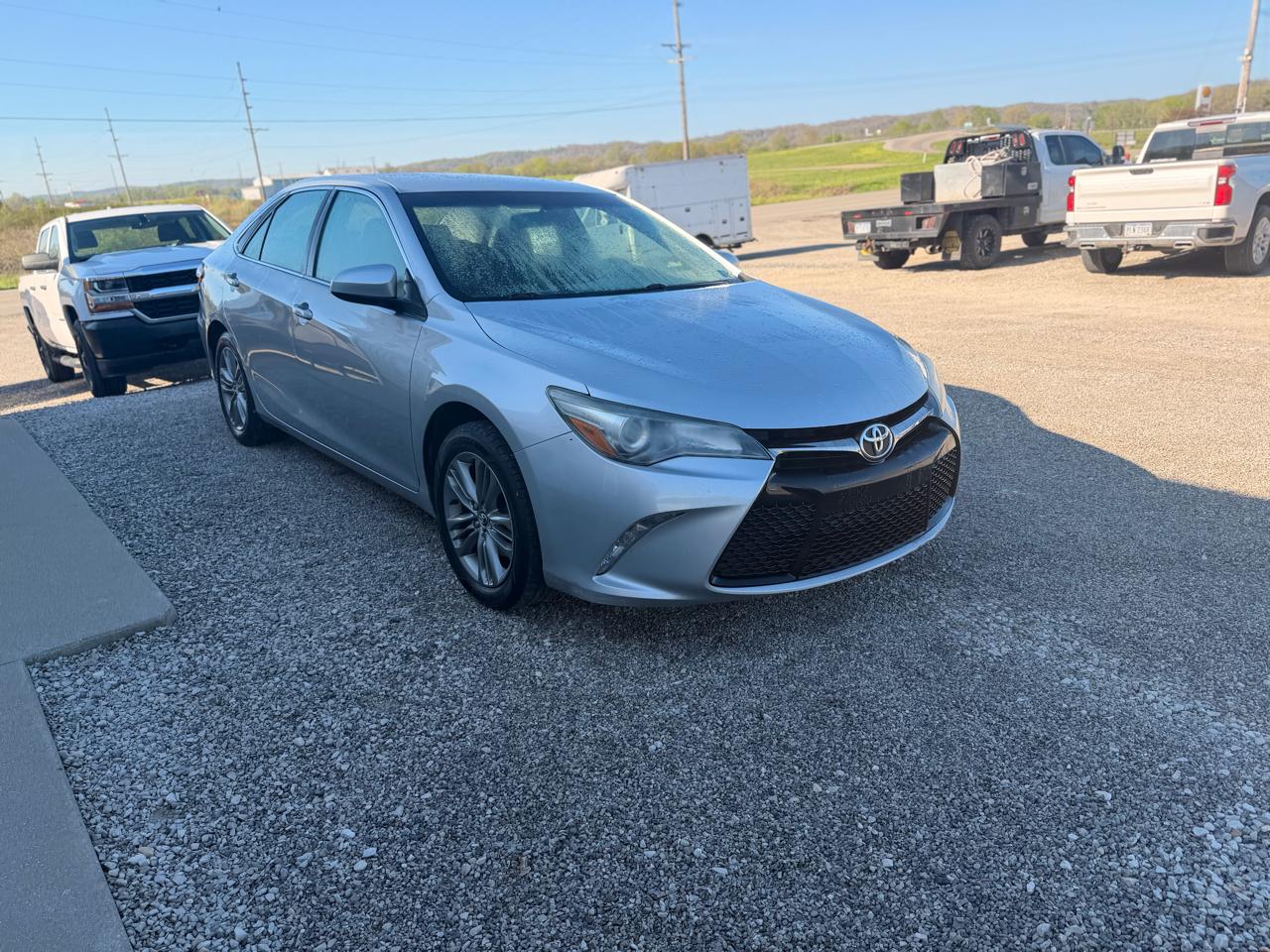 Toyota Camry 4dr Sdn I4 Auto XLE (Natl) 2015