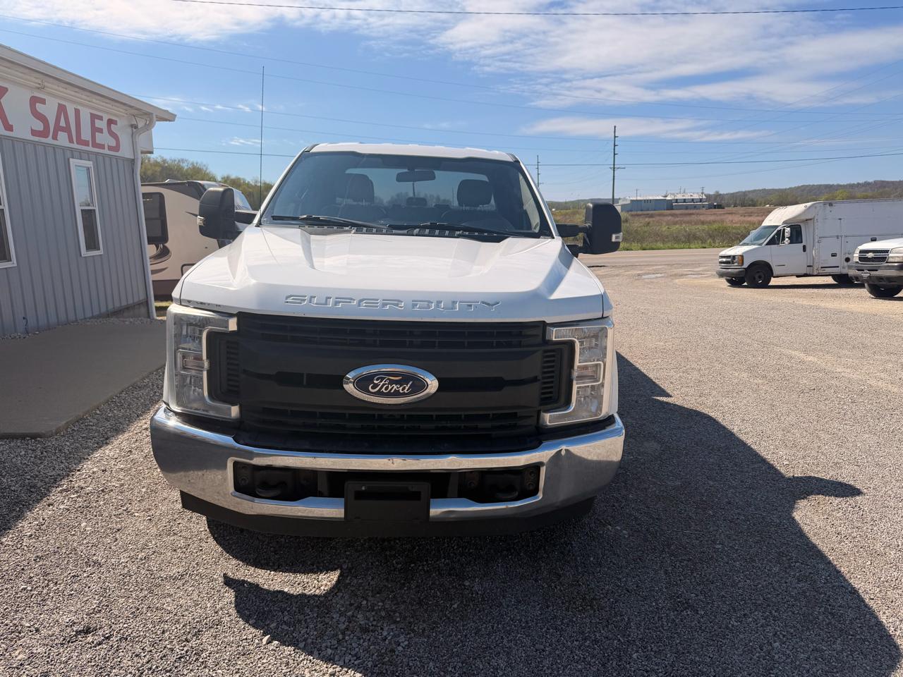 Ford Super Duty F-250 SRW XLT 2WD SuperCab 8' Box 2018