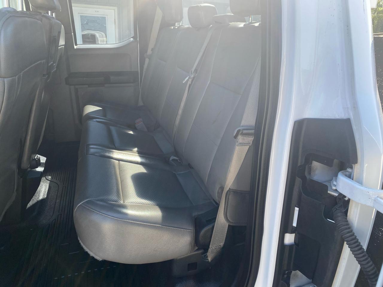 Ford Super Duty F-250 SRW XLT 2WD SuperCab 8' Box 2018