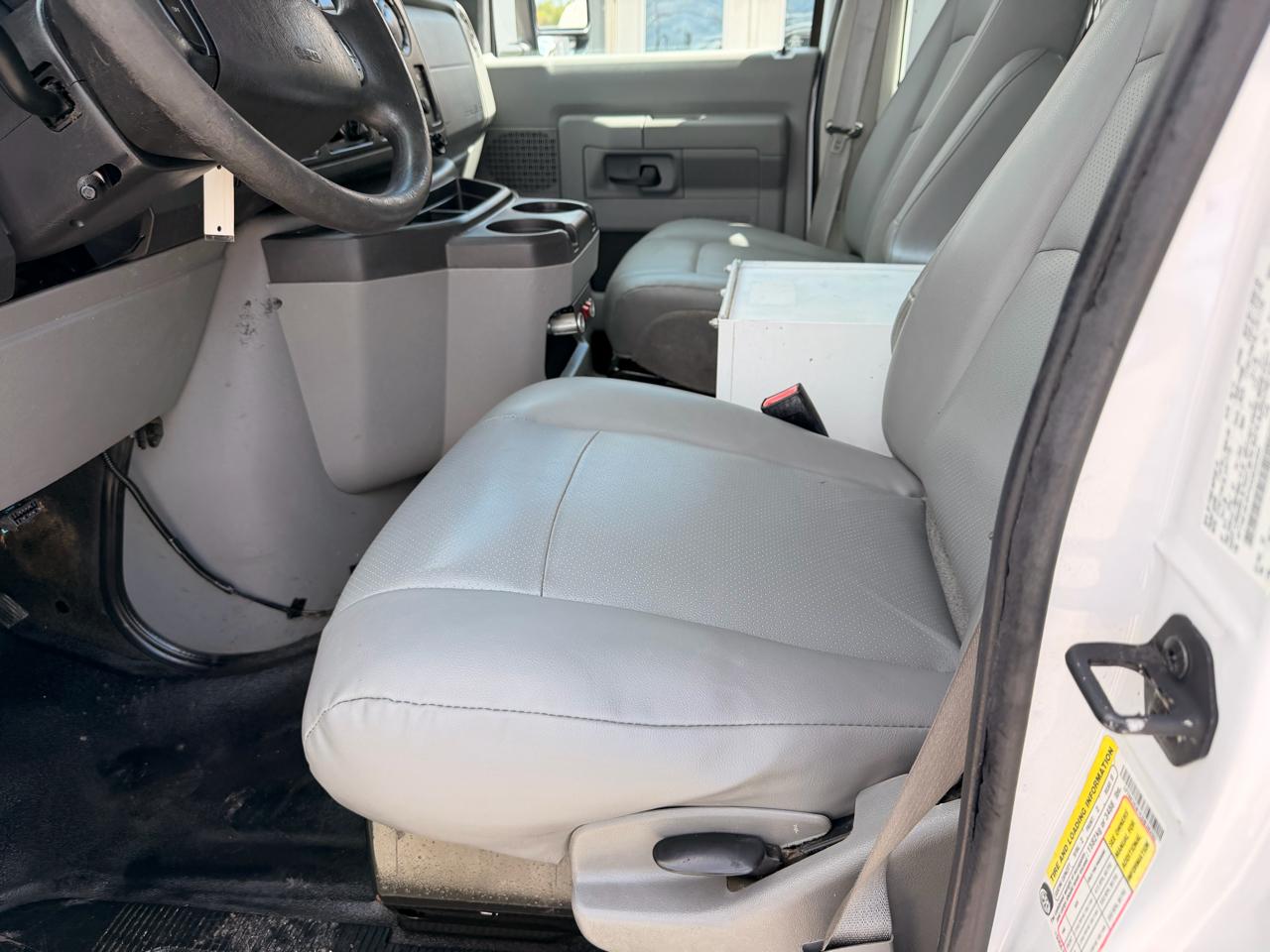 Ford Econoline Cargo Van E-250 Recreational 2012