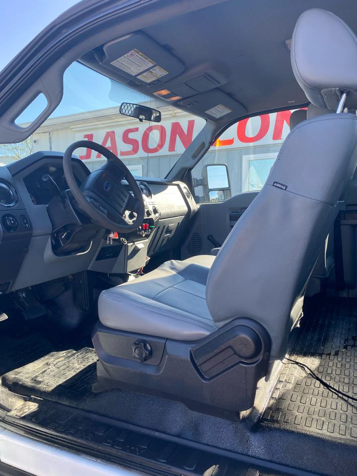 Ford Super Duty F-350 SRW 4WD SuperCab 142" XL 2013