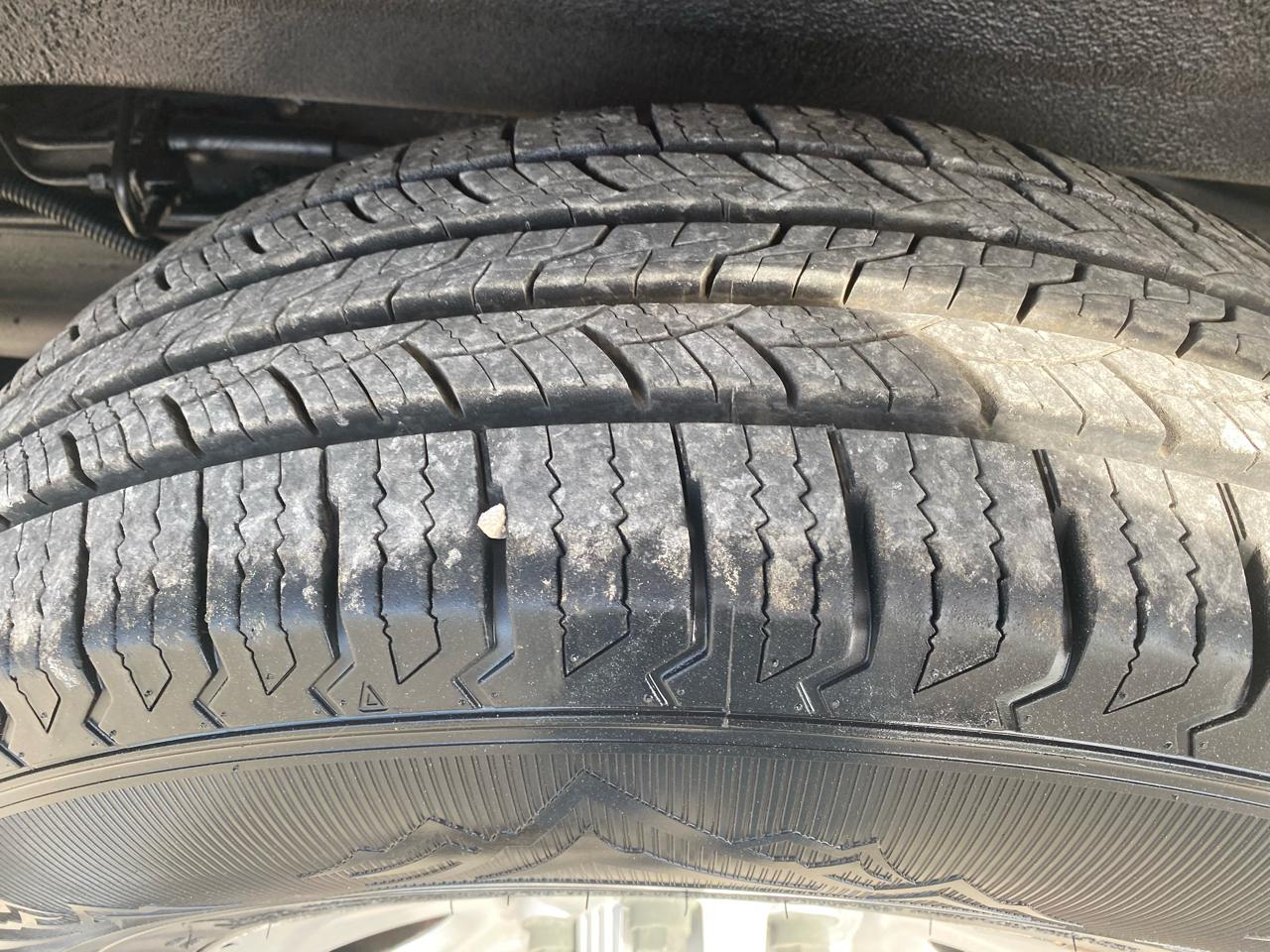 Chevrolet Express Cargo Van RWD 1500 135" 2011