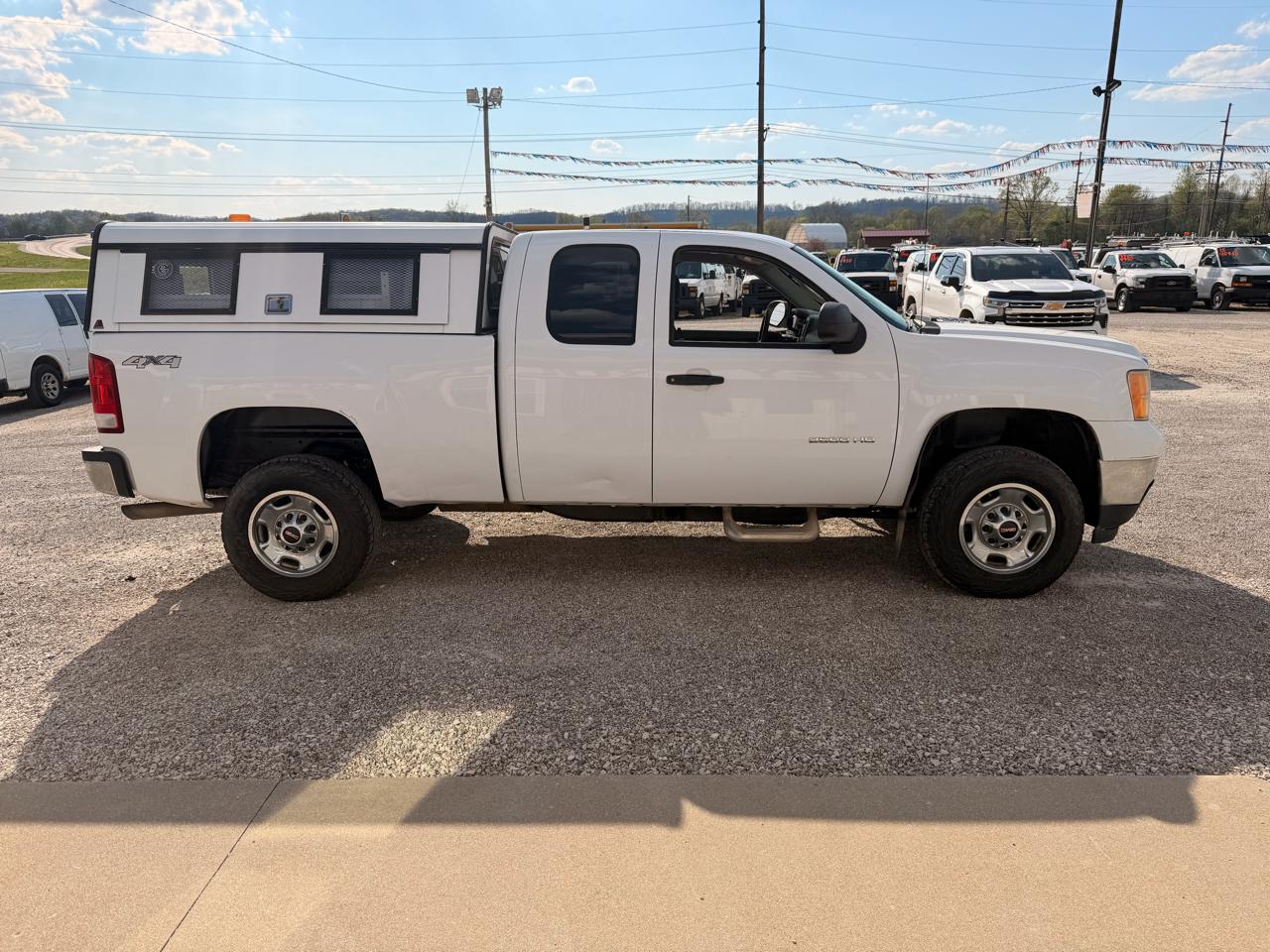 GMC Sierra 2500HD 4WD Ext Cab 144.2" Work Truck 2012