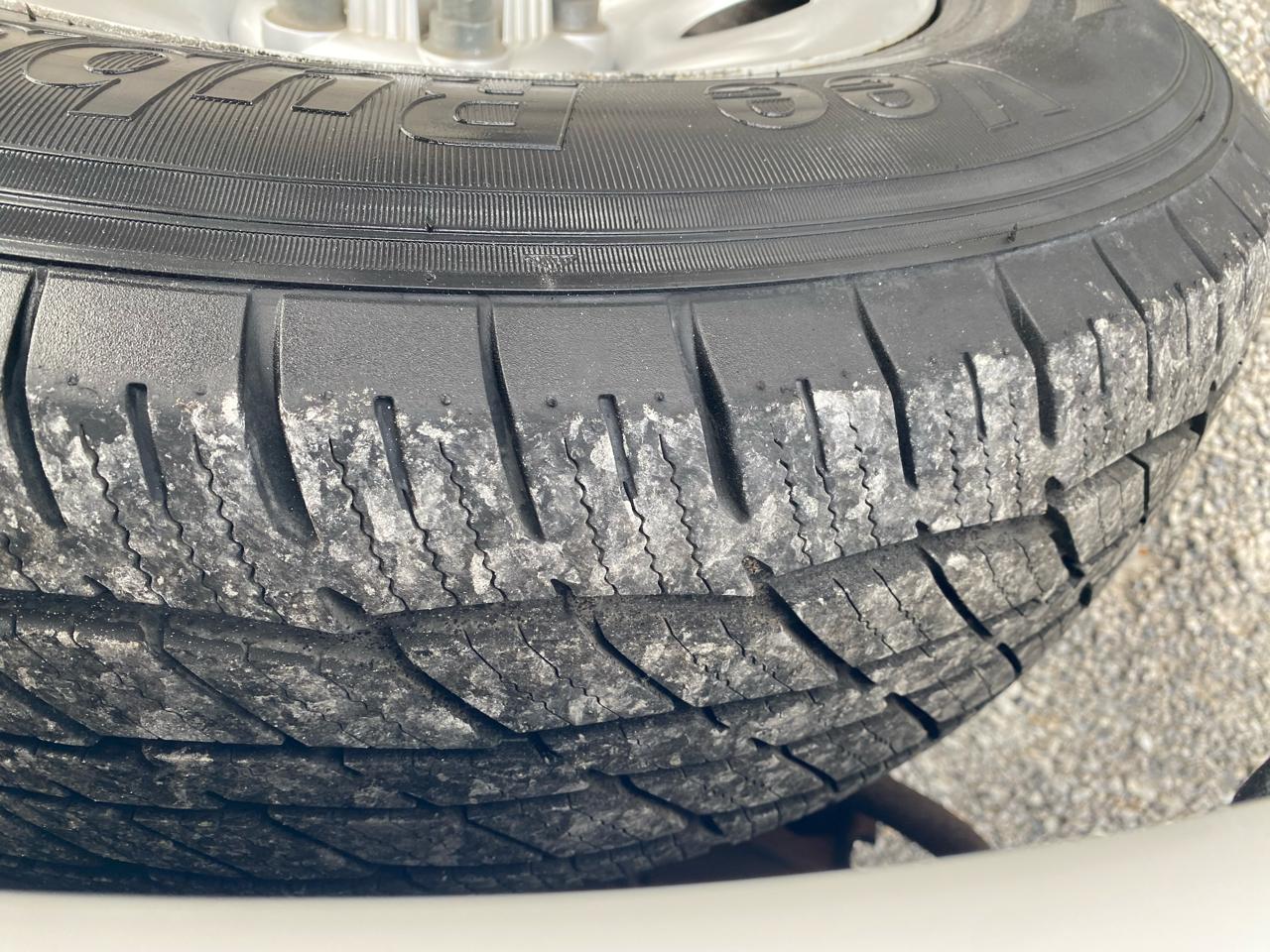 Chevrolet Express Cargo Van RWD 1500 135" 2010