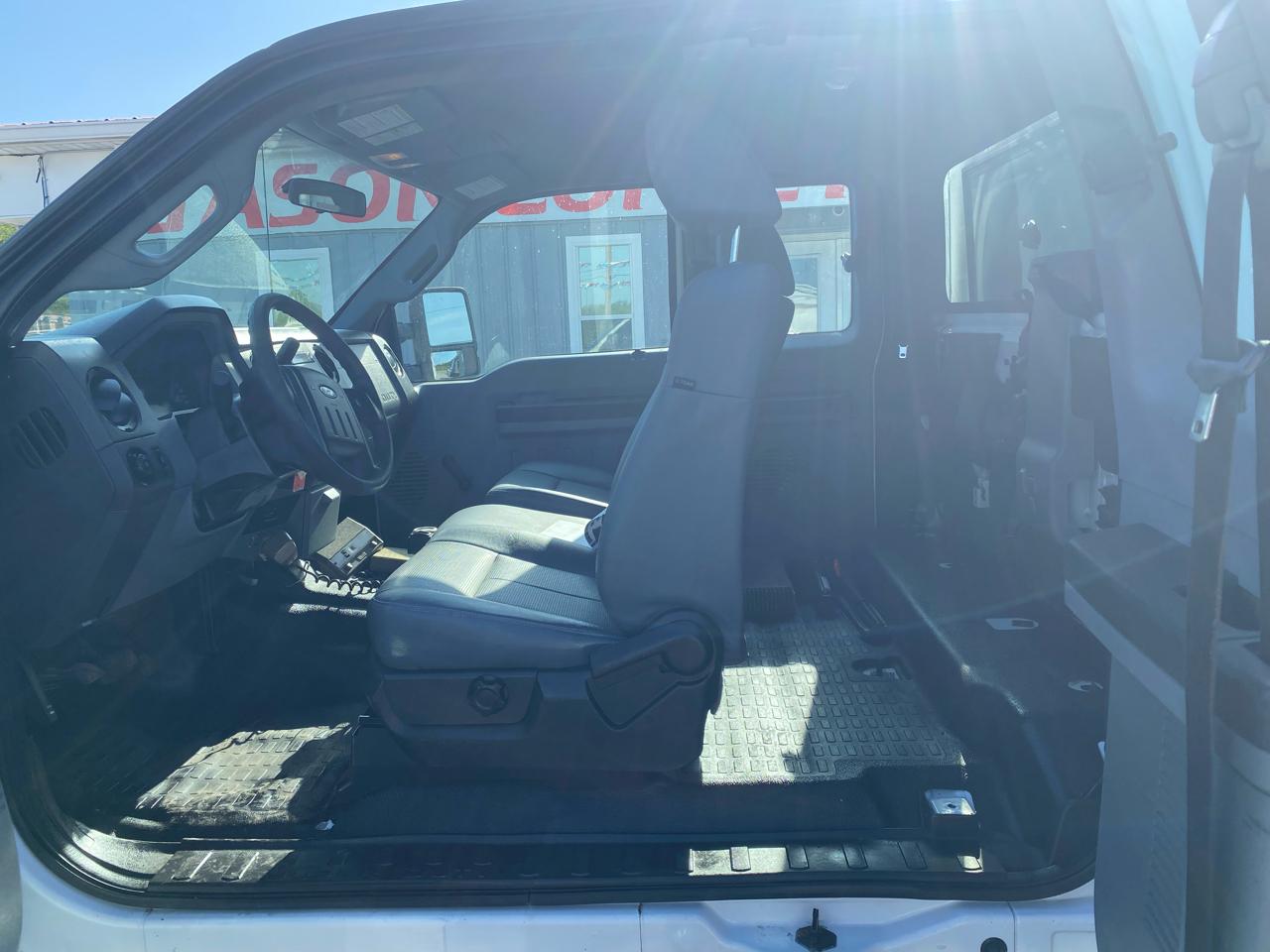 Ford Super Duty F-250 SRW 4WD SuperCab 142" Lariat 2015