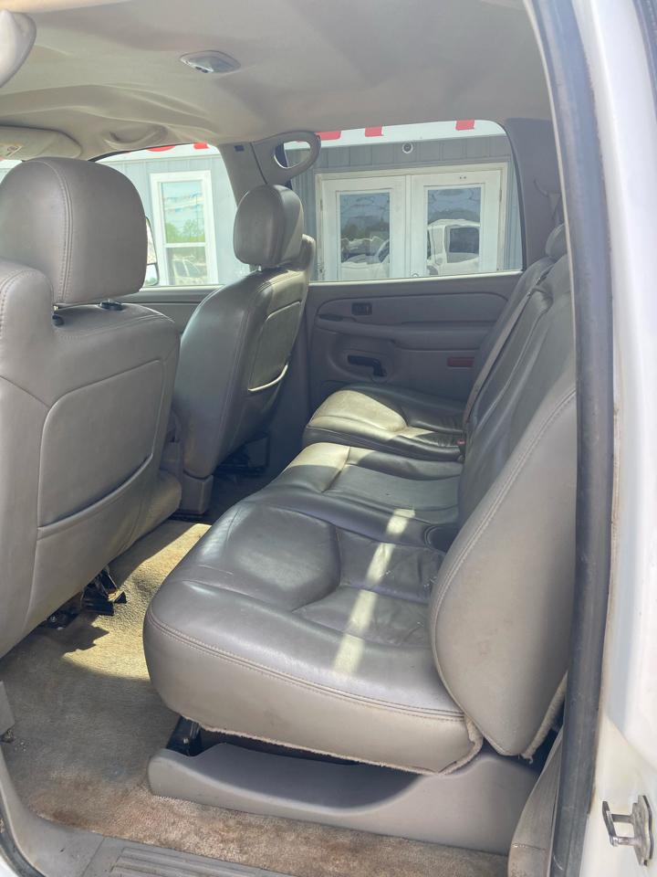 Chevrolet Silverado 3500 Crew Cab 167" WB 4WD DRW LS 2005