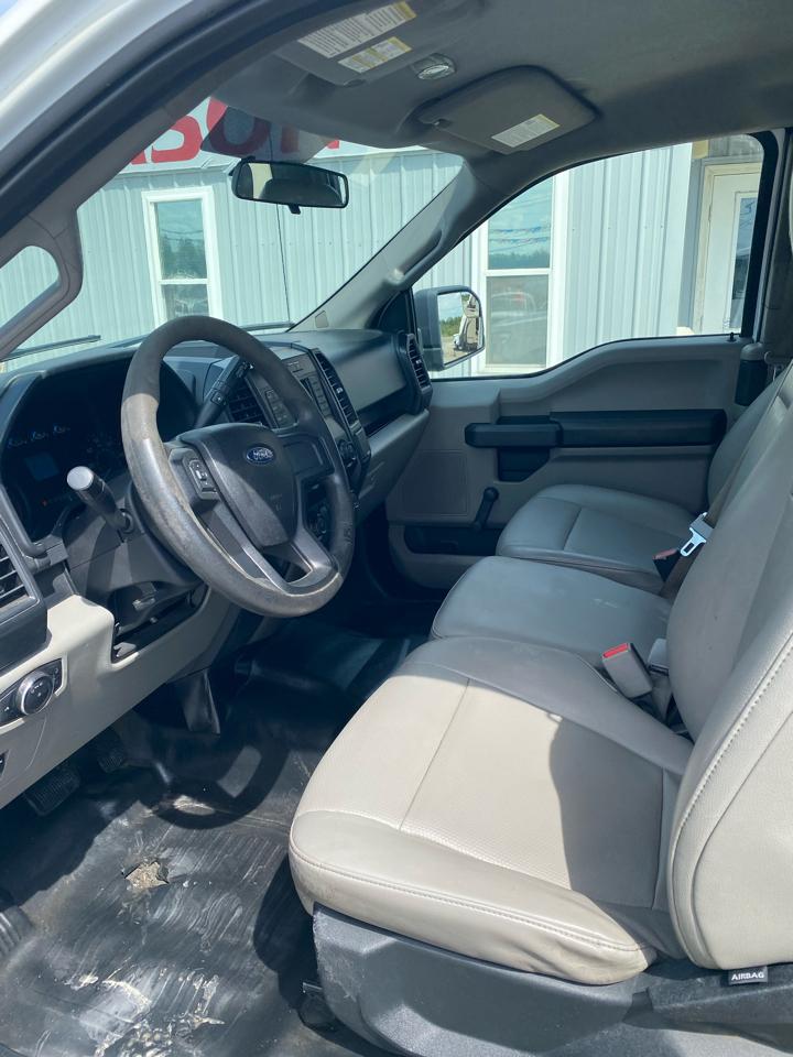 Ford F-150 4WD SuperCab 145" XL 2015