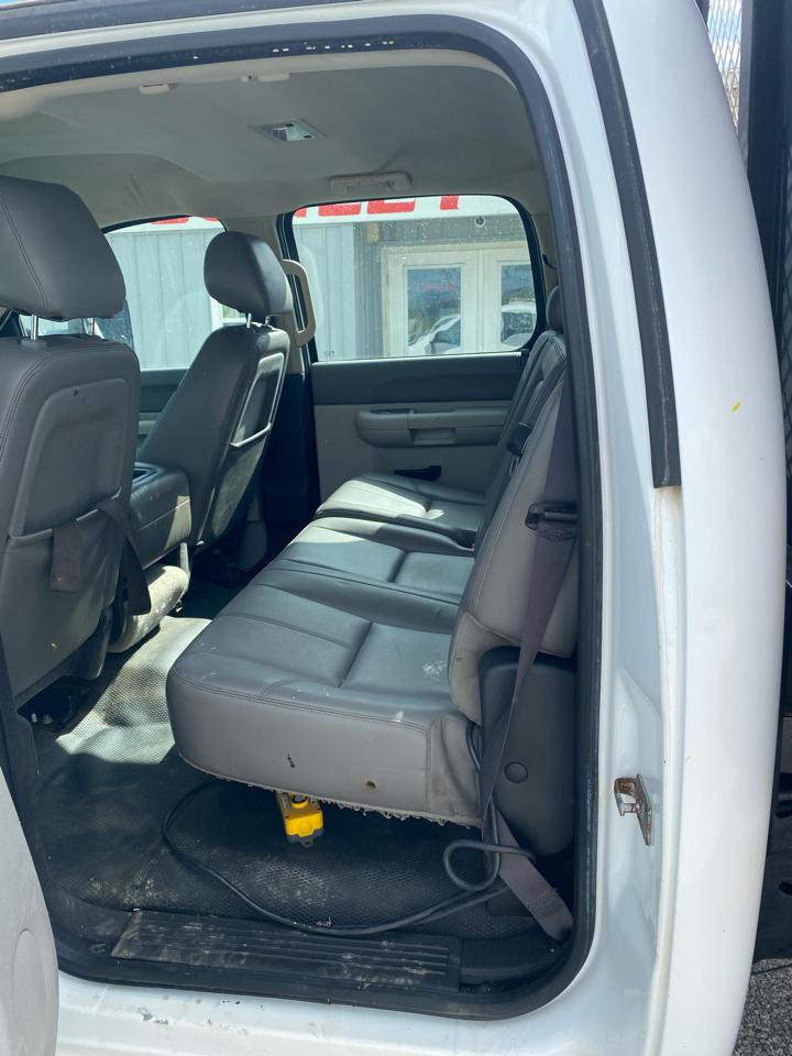 Chevrolet Silverado 3500HD 4WD Crew Cab 171.5" WB, 59.4" CA WT 2014