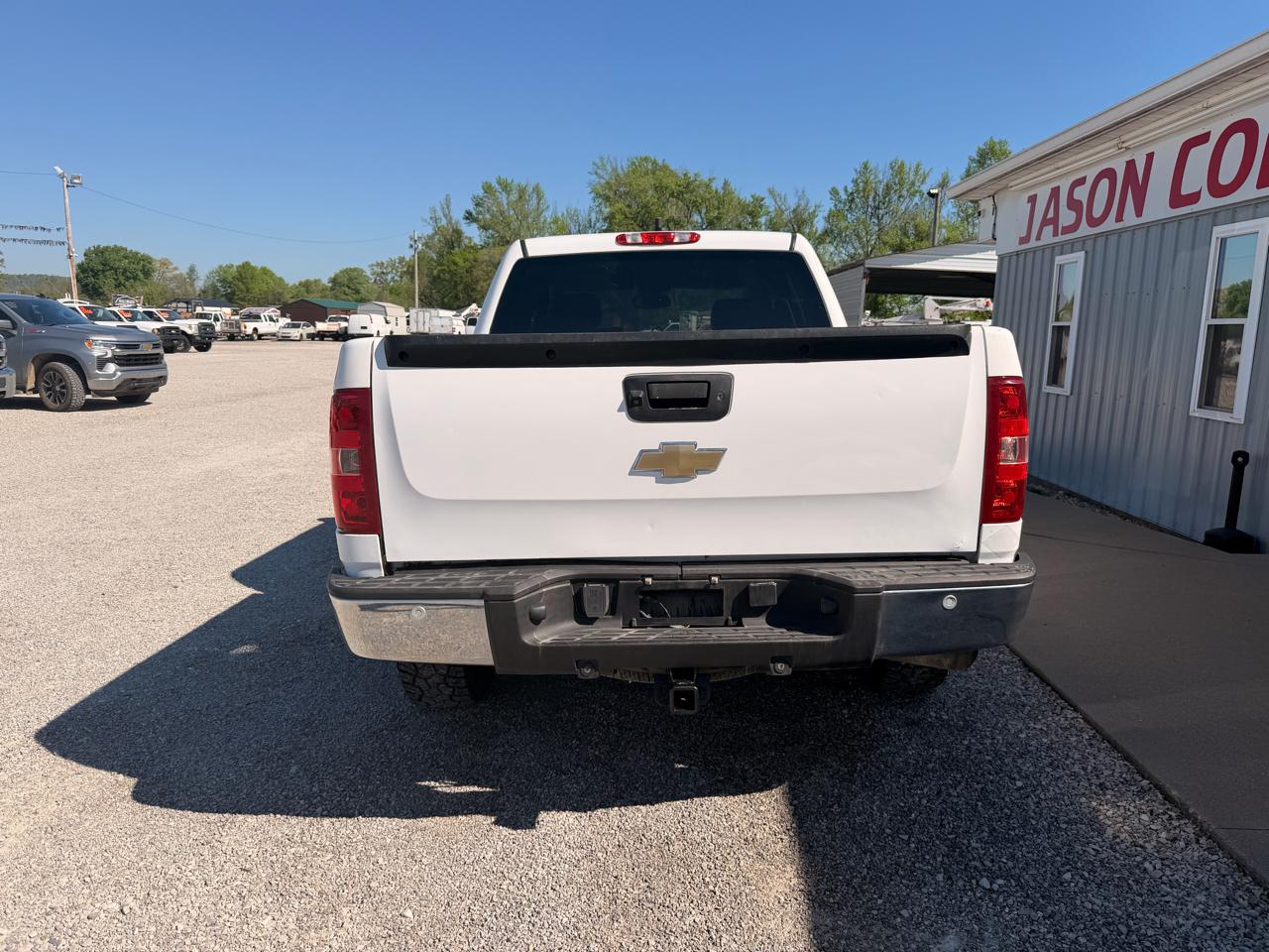 Chevrolet Silverado 1500 4WD Crew Cab 143.5" LT 2011