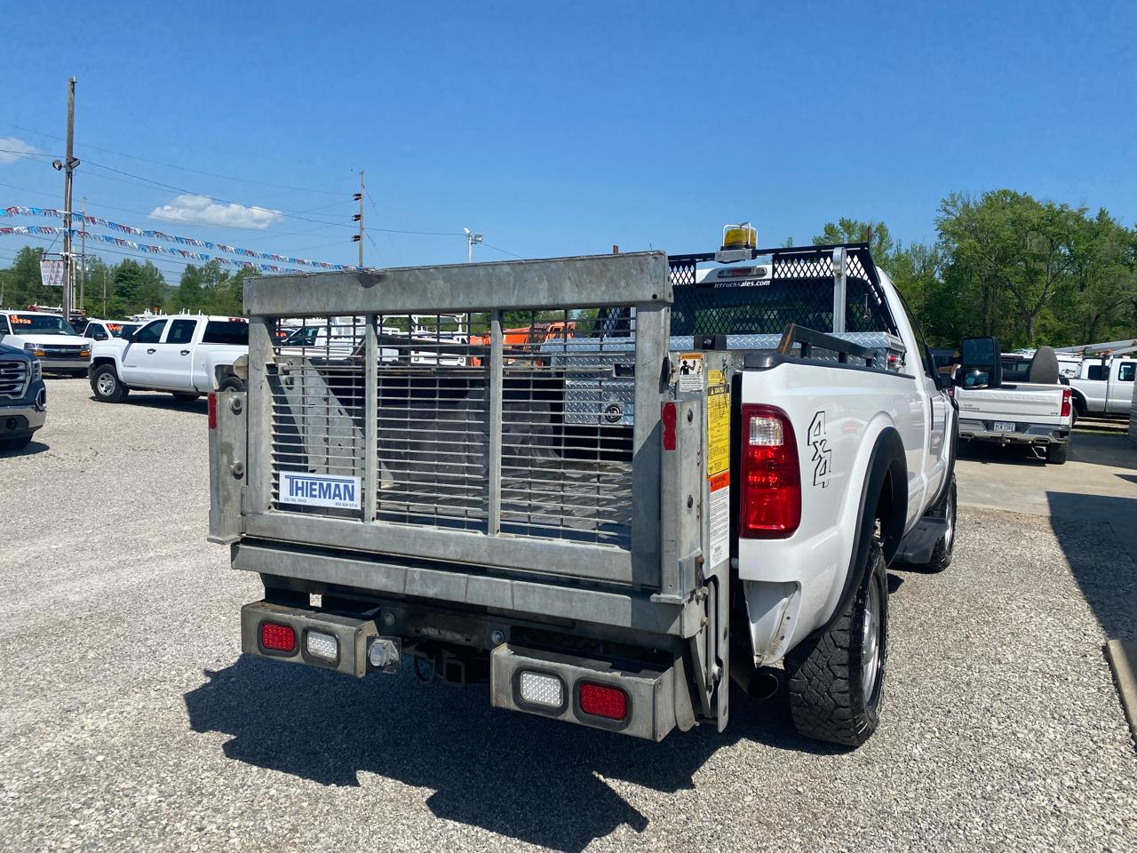 Ford Super Duty F-350 SRW 2WD Crew Cab 156" XL 2012