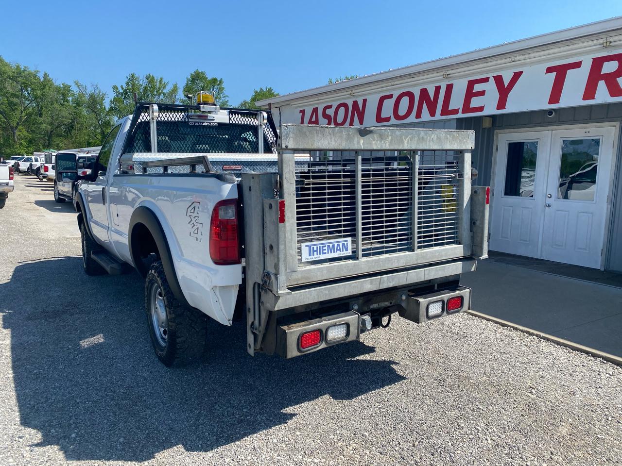 Ford Super Duty F-350 SRW 2WD Crew Cab 156" XL 2012