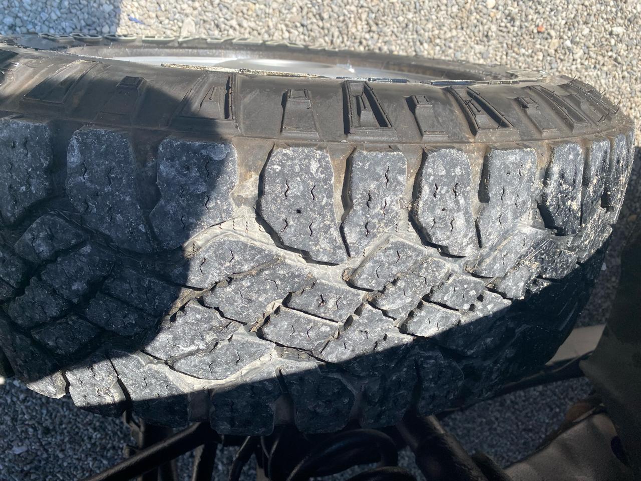 Ford Super Duty F-350 SRW 2WD Crew Cab 156" XL 2012