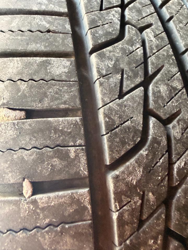 Toyota Sienna 5dr 7-Pass Van CE FWD (Natl) 2010