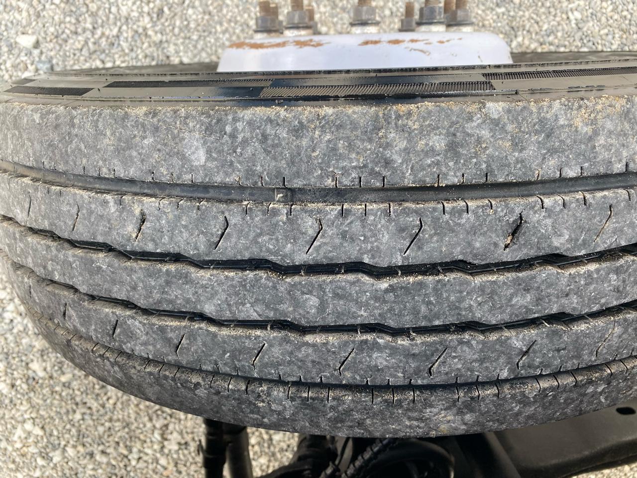 Ford Super Duty F-550 DRW XL 4WD SuperCab 192" WB 84" CA 2017