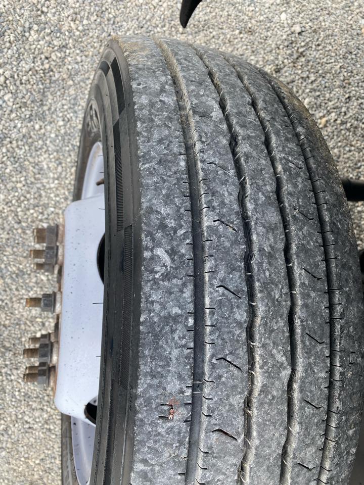 Ford Super Duty F-550 DRW XL 4WD SuperCab 192" WB 84" CA 2017