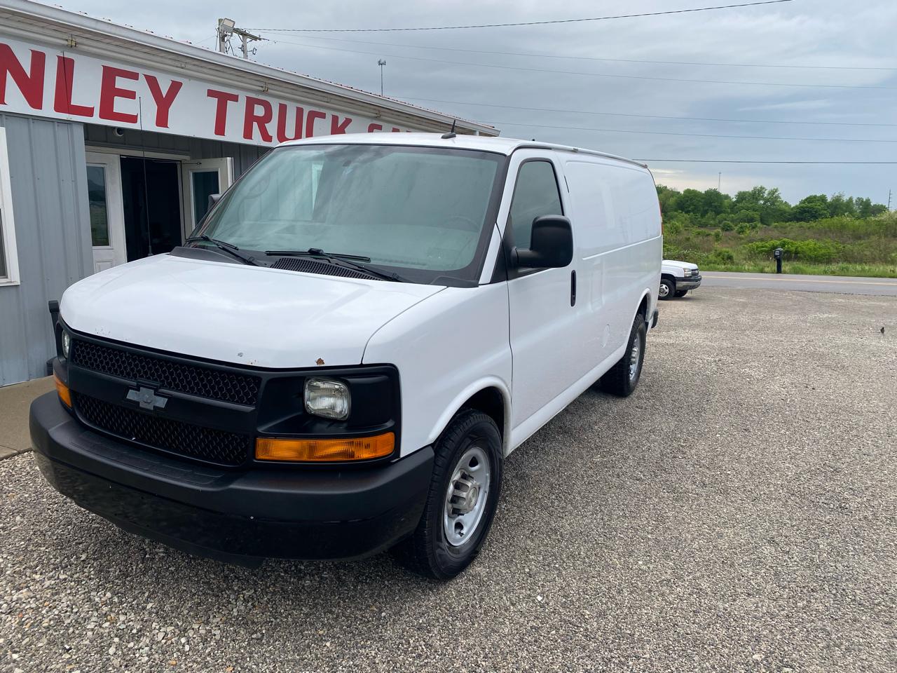 Chevrolet Express Cargo Van RWD 2500 135" 2015