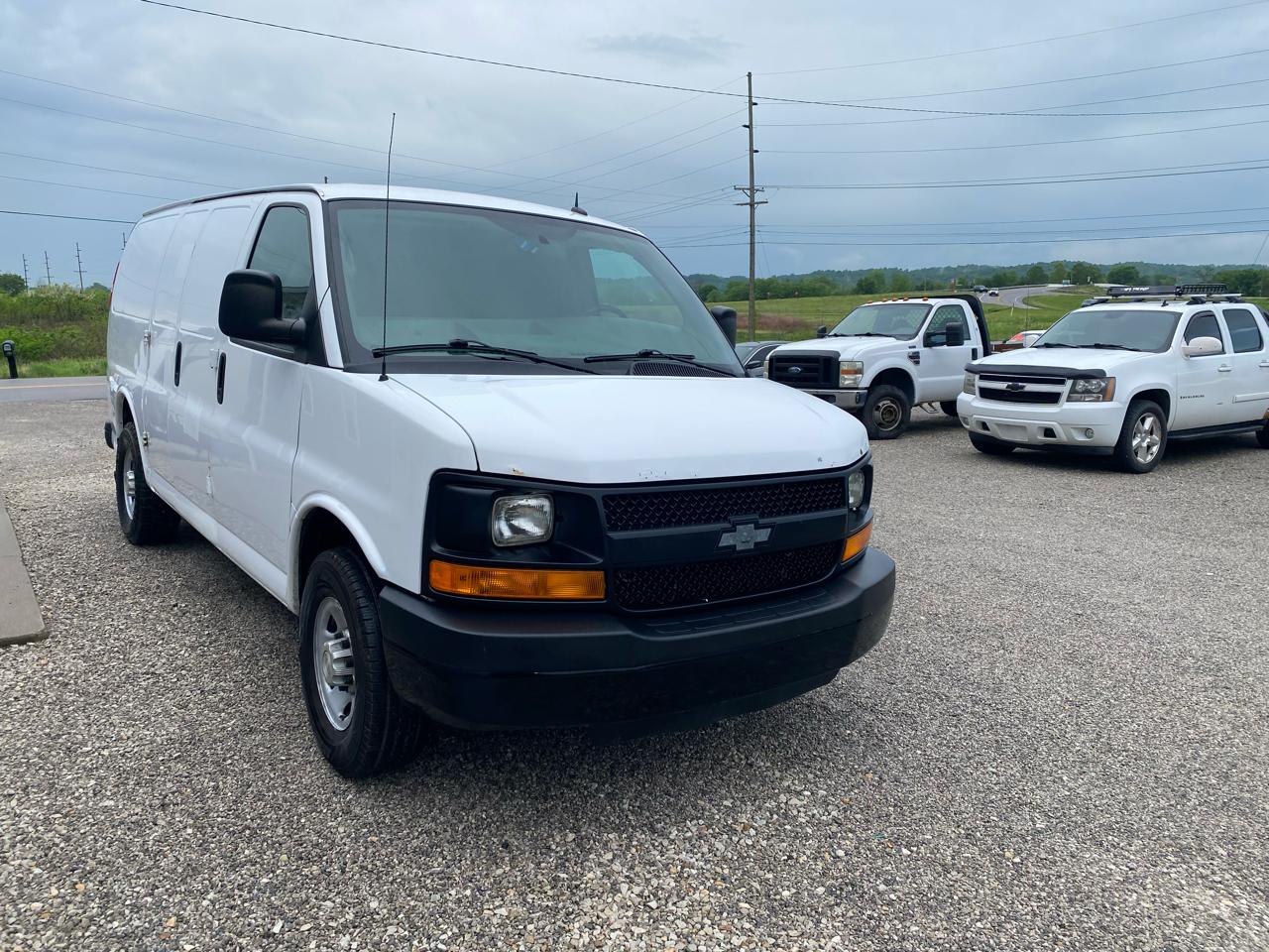 Chevrolet Express Cargo Van RWD 2500 135" 2015