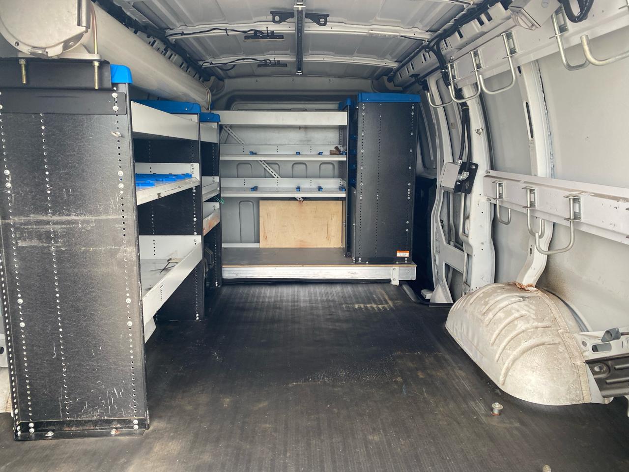 Chevrolet Express Cargo Van RWD 2500 135" 2015