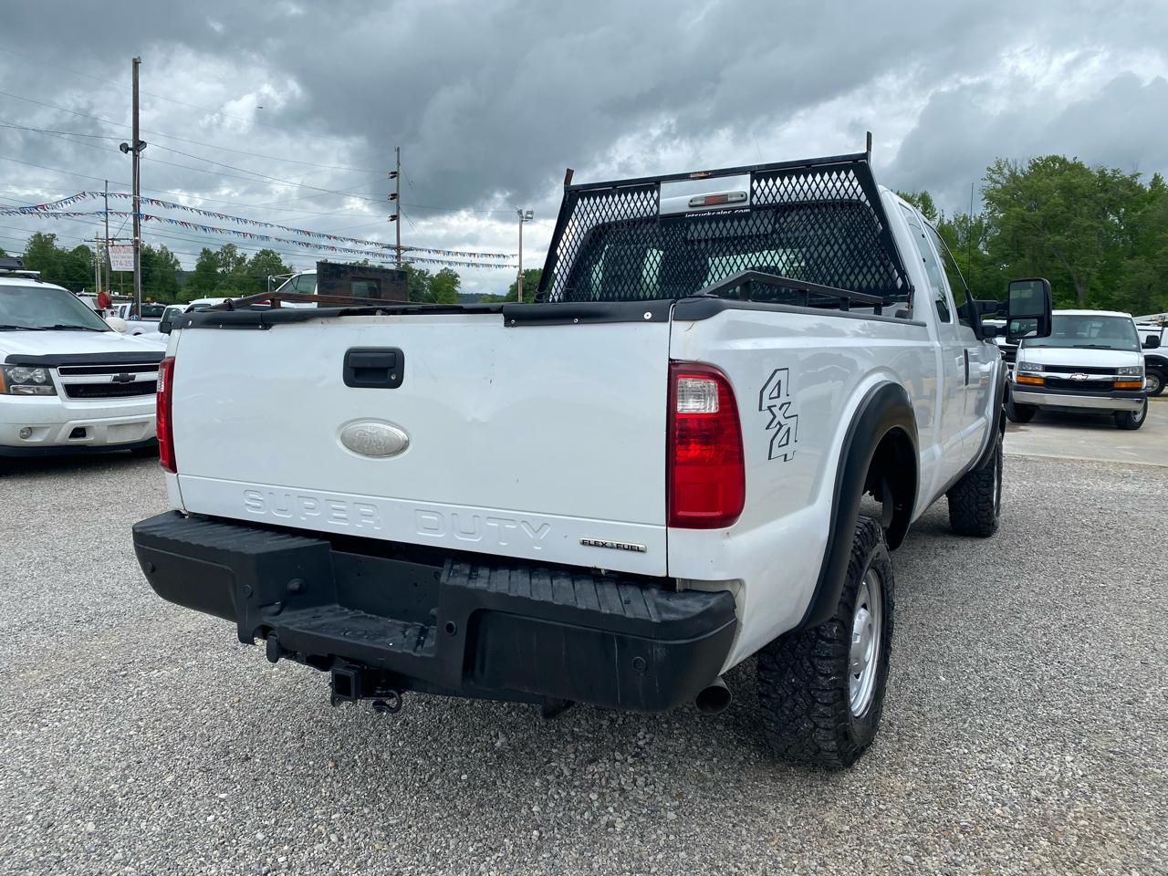 Ford Super Duty F-350 SRW 2WD Crew Cab 156" XL 2012