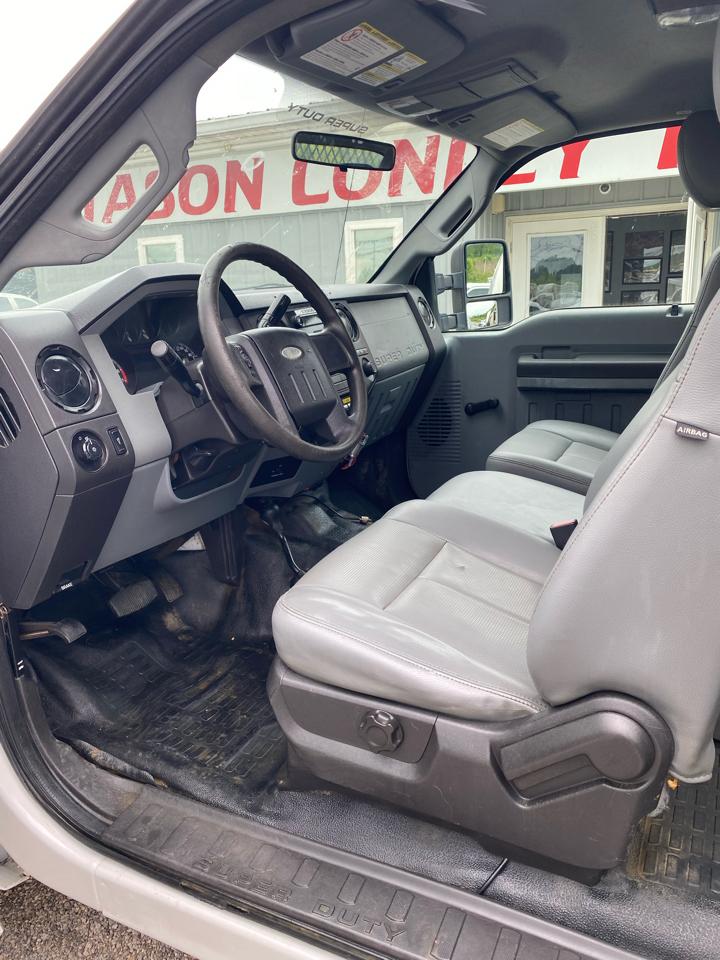 Ford Super Duty F-350 SRW 2WD Crew Cab 156" XL 2012