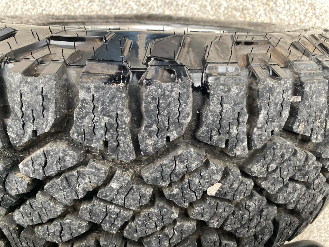 Ford Super Duty F-350 SRW 2WD Crew Cab 156" XL 2012