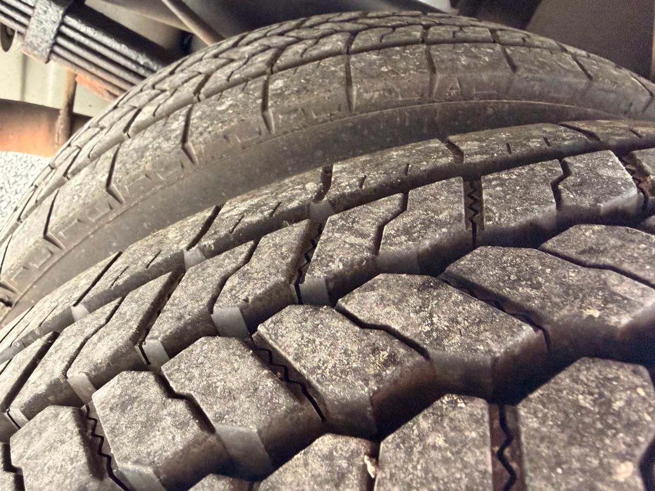 Ford Super Duty F-450 DRW 2WD Reg Cab 141" WB 60" CA XLT 2008