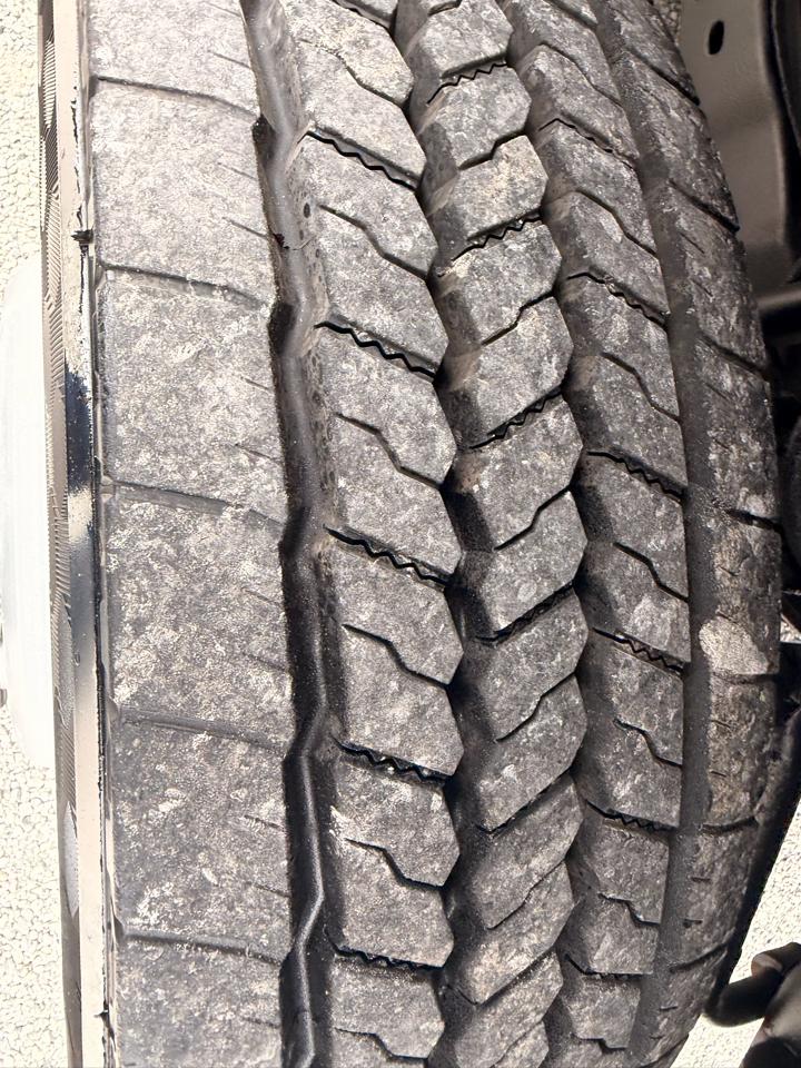 Ford Super Duty F-450 DRW 2WD Reg Cab 141" WB 60" CA XLT 2008