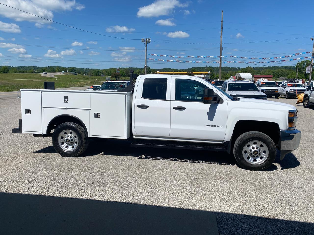 Chevrolet Silverado 3500HD 4WD Double Cab 158.1" Work Truck 2017