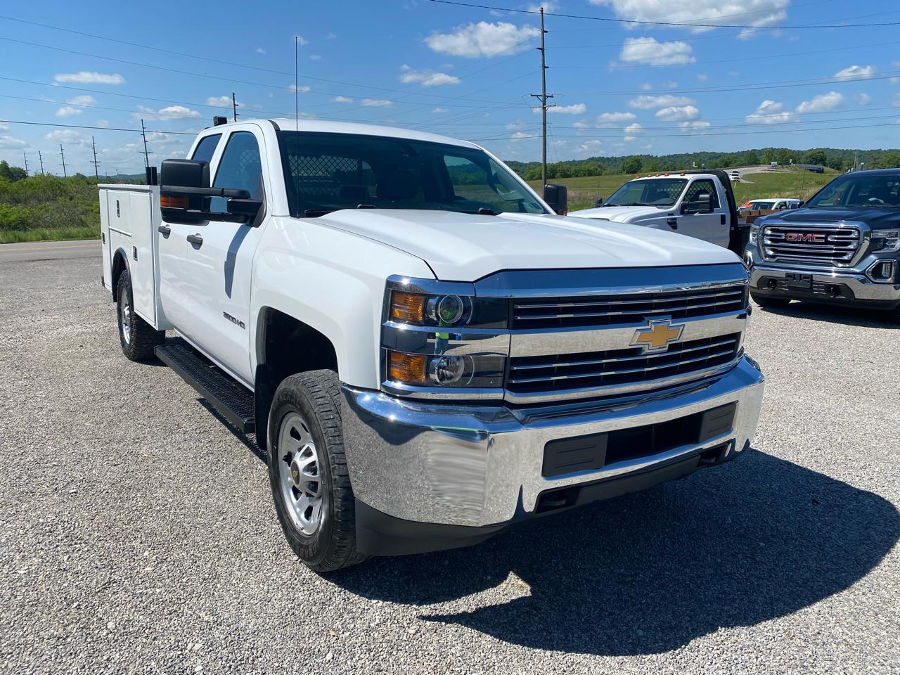 Chevrolet Silverado 3500HD 4WD Double Cab 158.1" Work Truck 2017