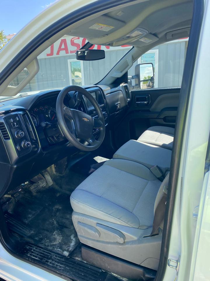 Chevrolet Silverado 3500HD 4WD Double Cab 158.1" Work Truck 2017