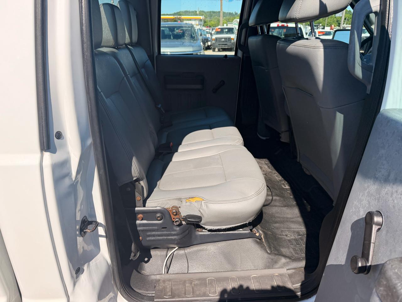 Ford Super Duty F-250 SRW 4WD Crew Cab 156" XL 2012