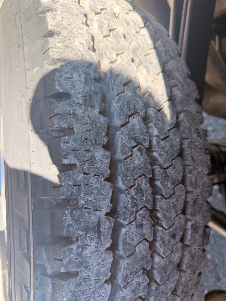 Ford Super Duty F-250 SRW 4WD Crew Cab 156" XL 2012