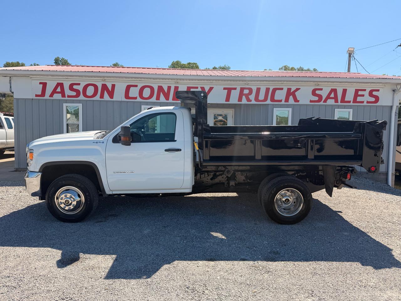 GMC Sierra 3500HD 4WD Reg Cab 137.5" WB, 59.06" CA 2017