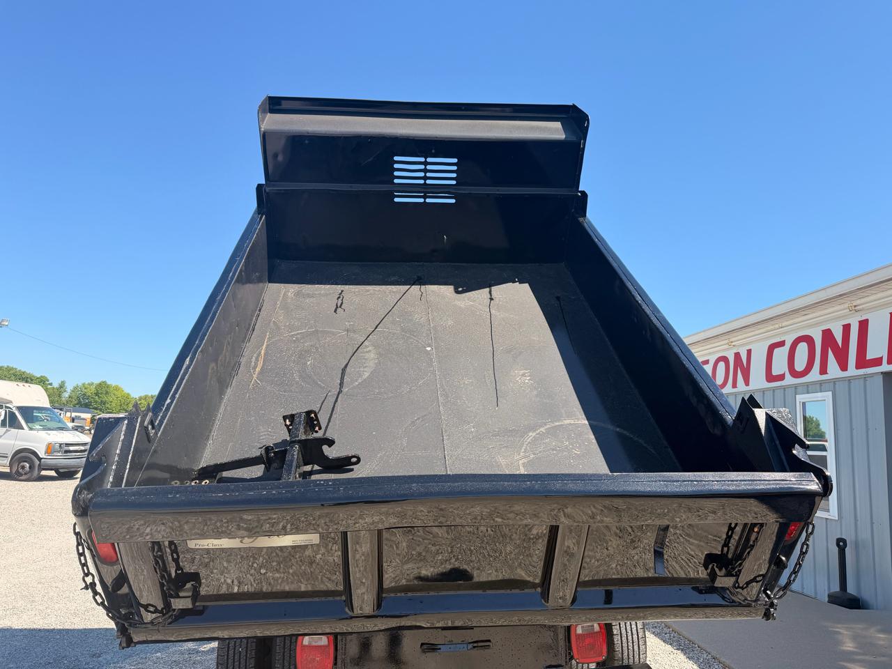 GMC Sierra 3500HD 4WD Reg Cab 137.5" WB, 59.06" CA 2017